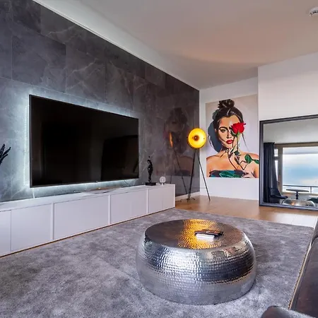 Ruesuite Xl I 2-zimmer I Balkon I Netflix Essen