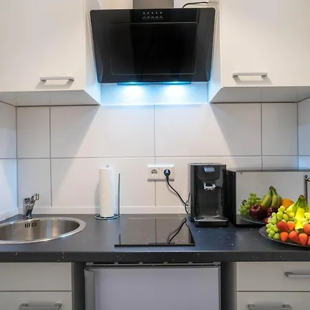 Ruesuite Xl I 2-zimmer I Balkon I Netflix Essen